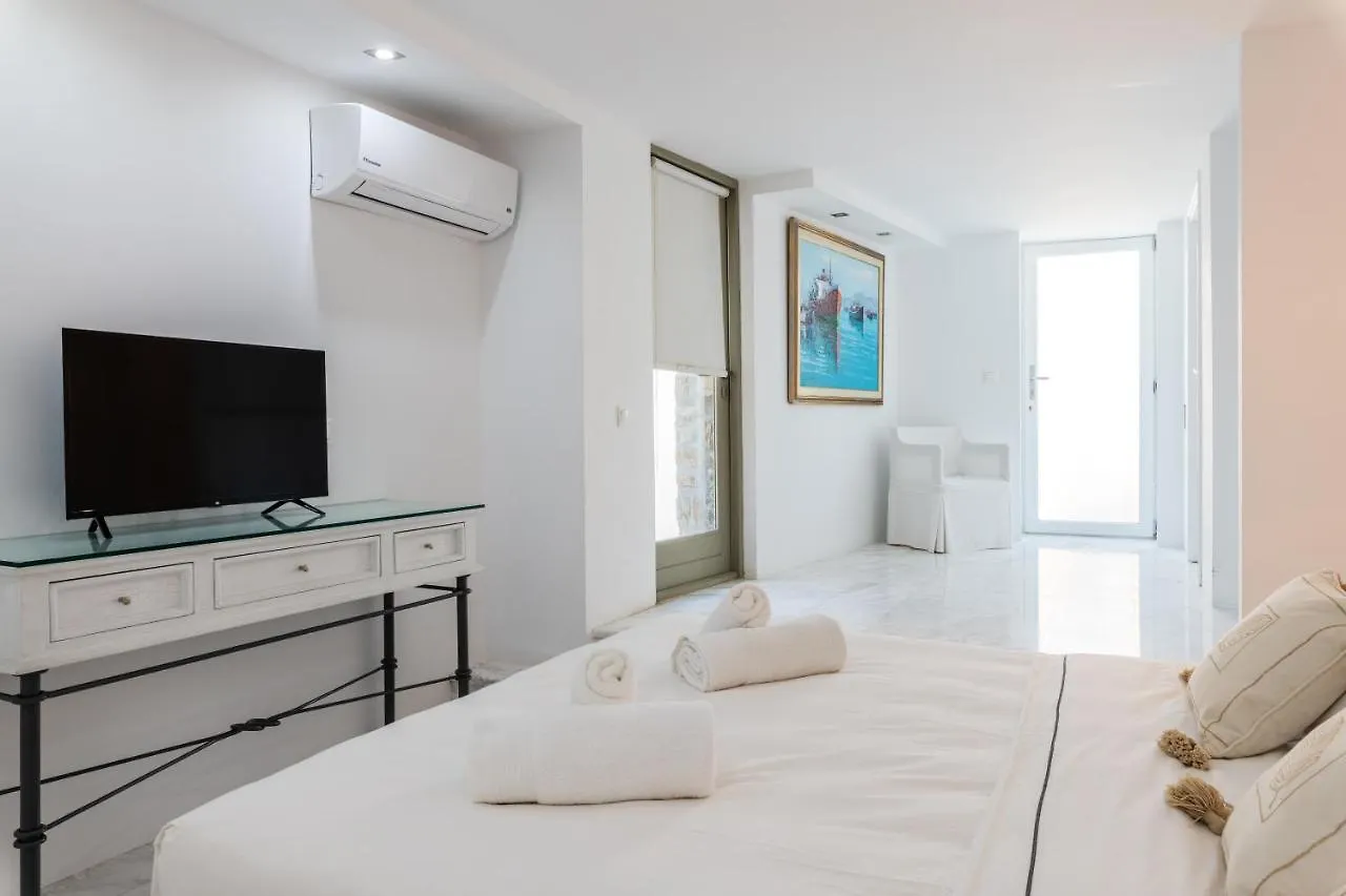 Villa Deloxenia By Ethos Hospitality Mykonos Town